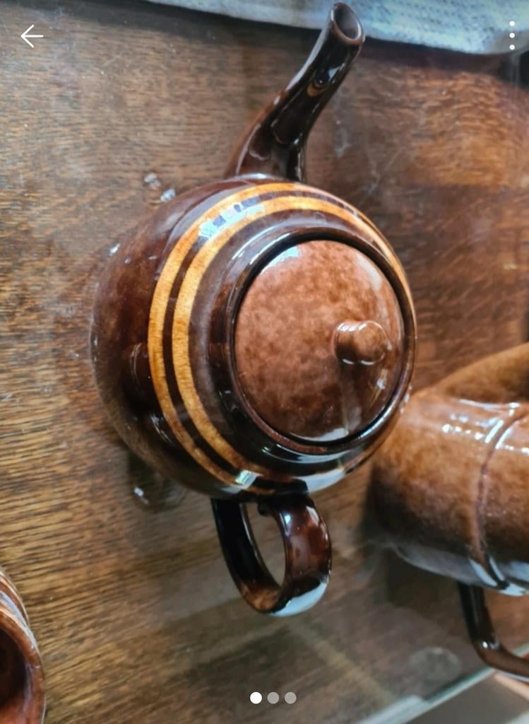 Théière ou cafetière ancienne, Enlèvement ou Envoi