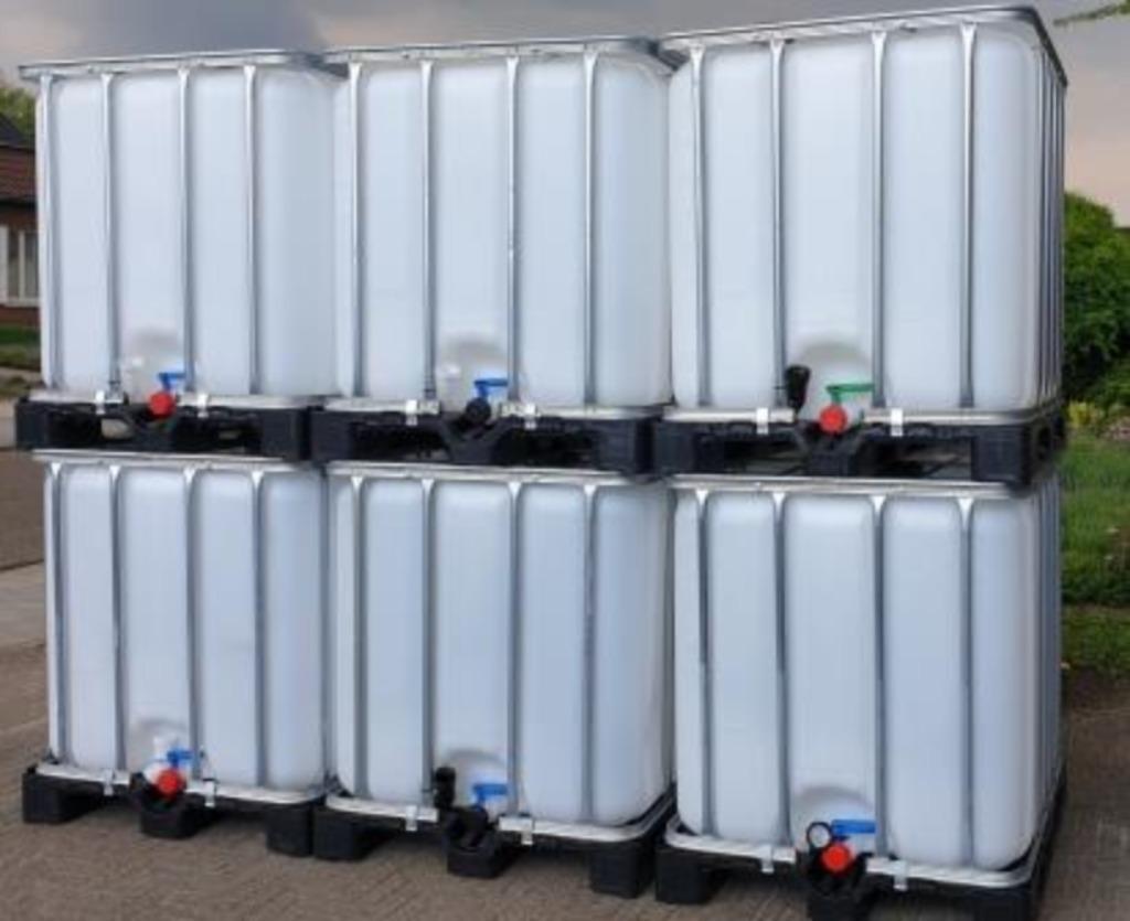 Ibc containers met grote opening ( Tonnen,Vaten ), Ophalen, Kunststof, Met kraantje, 150 liter of meer