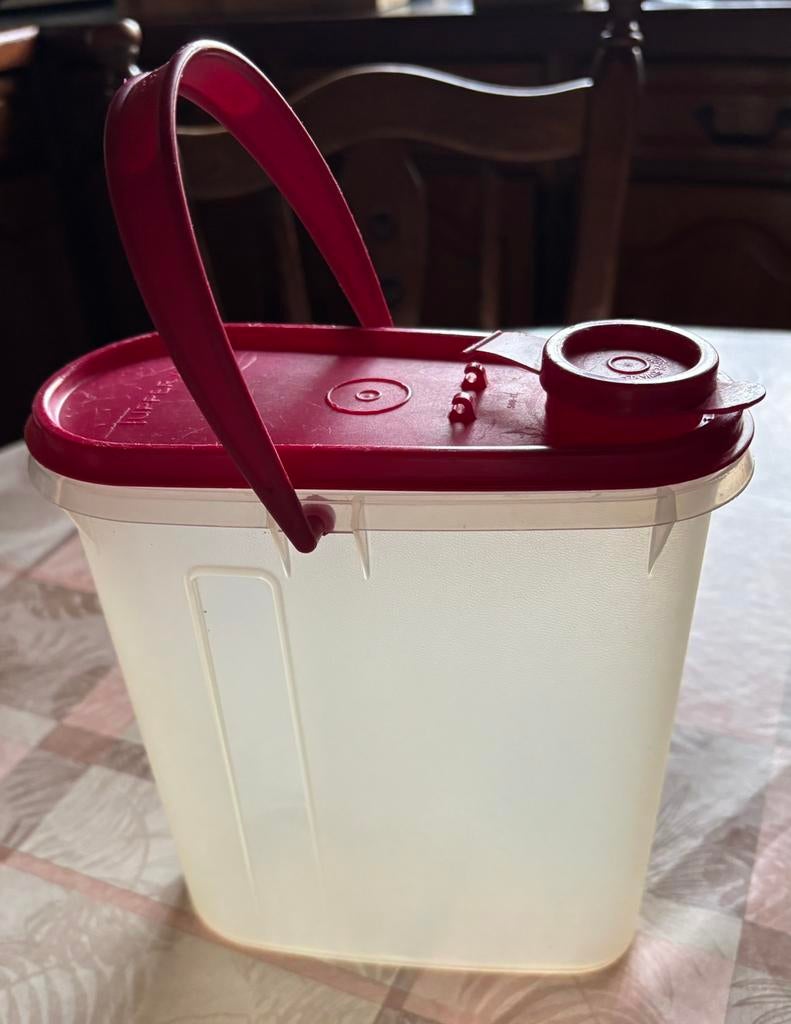 Tupperware bewaardoos voor cornflakes enz., Huis en Inrichting, Ophalen of Verzenden, Gebruikt, Wit, Bus of Trommel
