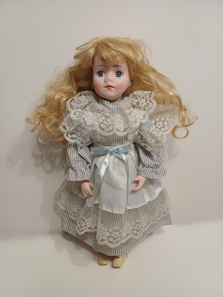 Mooie pop, Verzamelen, Poppen, Zo goed als nieuw, Pop, Ophalen of Verzenden