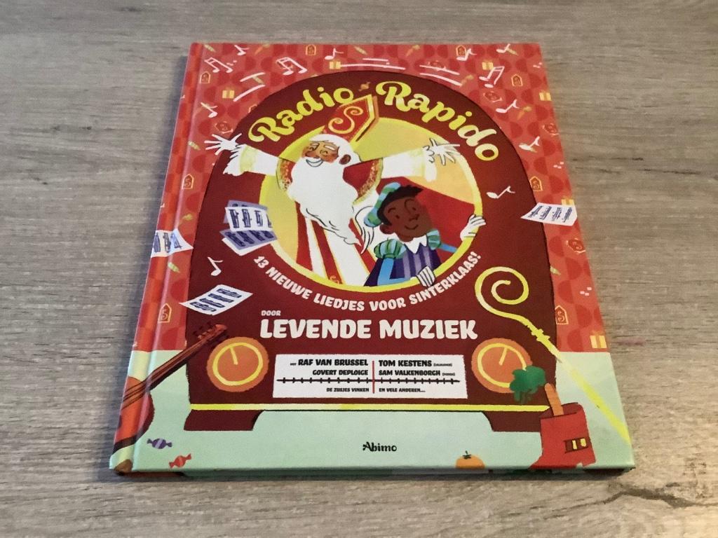 Radio Rapido Sinterklaas liedjesboek (2013), Boeken, Kinderboeken | Kleuters, Zo goed als nieuw, Non-fictie, 4 jaar, Jongen of Meisje