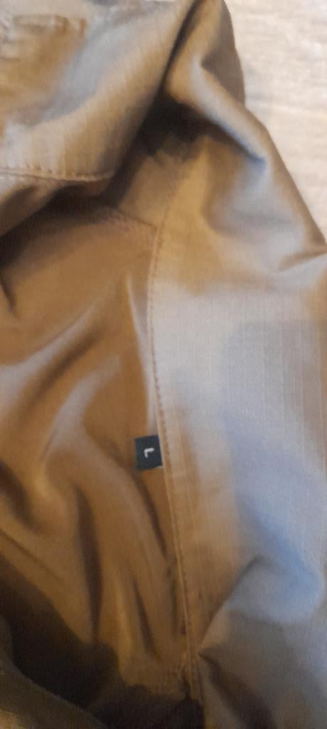 Sous pull armée, Vêtements | Hommes, Enlèvement, Comme neuf