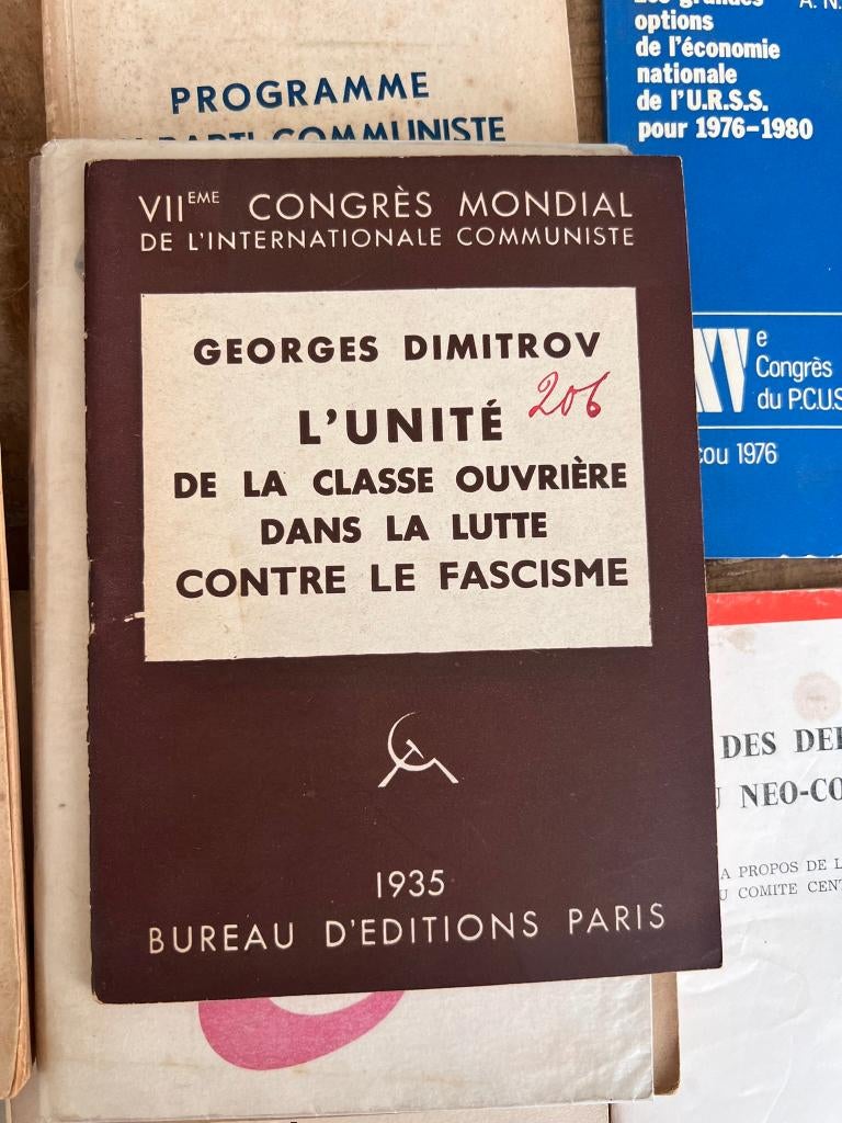Ensemble de livres sur le communisme en français, Enlèvement ou Envoi, Utilisé, Société
