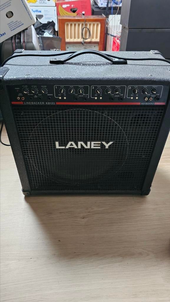 Versterkerbox, Musique & Instruments, Amplis | Basse & Guitare, Comme neuf, 100 watts ou plus, Enlèvement