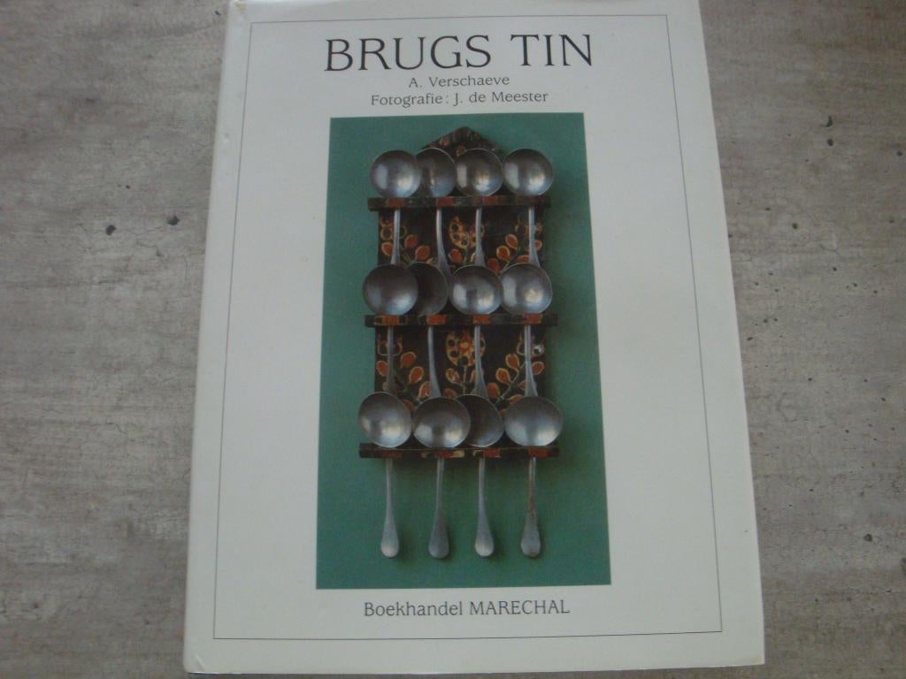 BRUGS TIN - A. VERSCHAEVE, GESIGNEERD, Boeken, Ophalen of Verzenden, Gelezen