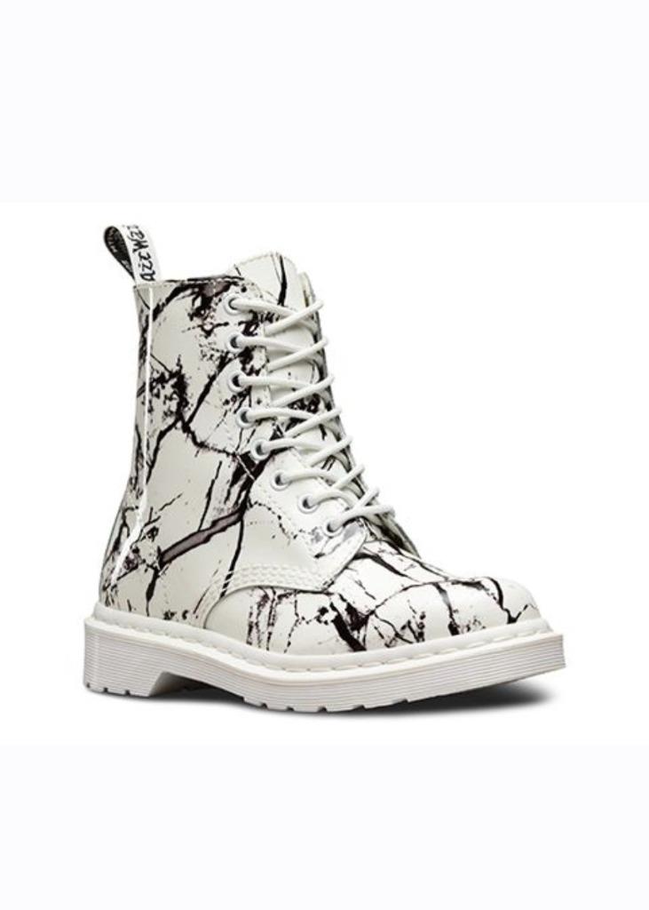 Dr. Martens enkellaarzen genaamd pascal patent  _ Maat _ 38, Overige kleuren, Lage of Enkellaarzen, Ophalen of Verzenden, Zo goed als nieuw