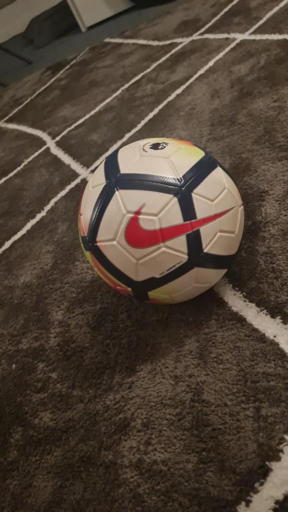 Nike Premier League taille 5 18/17, Enlèvement, Comme neuf, Ballon