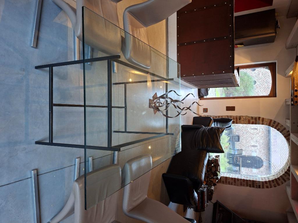 Tafel metaal staal industrieel design, Huis en Inrichting, Tafels | Eettafels, Ophalen, Zo goed als nieuw, Vijf personen of meer