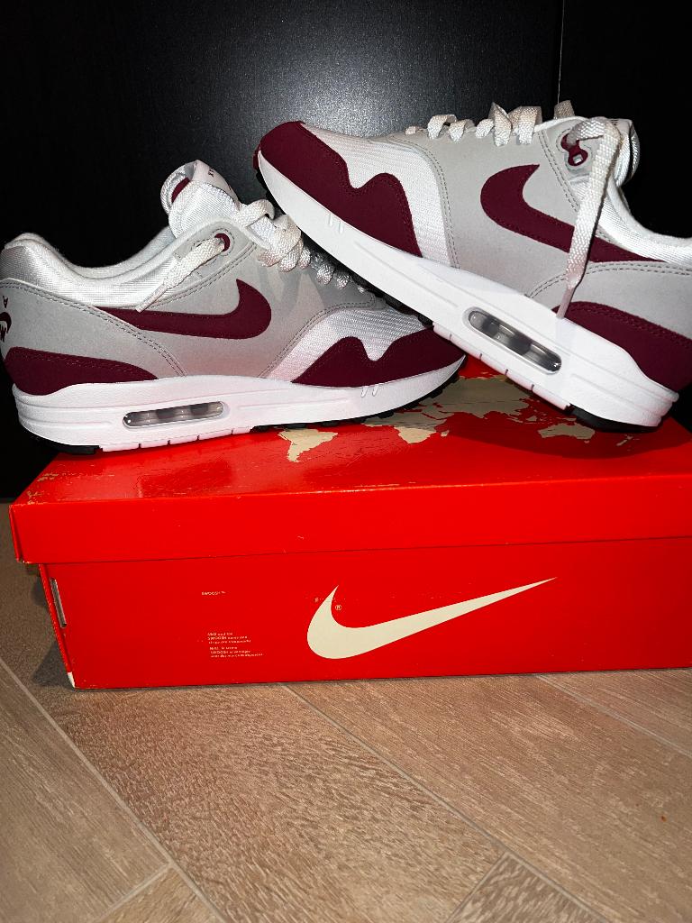 Nike Air Max 1 1987 Stranger Things, Vêtements | Hommes, Chaussures, Neuf, Enlèvement ou Envoi, Nike, Blanc