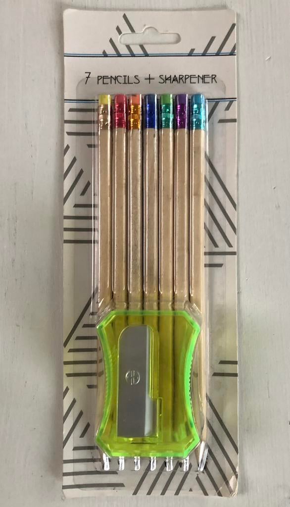 nouveau 7 crayons à dessin + taille-crayon, Enlèvement ou Envoi, Neuf