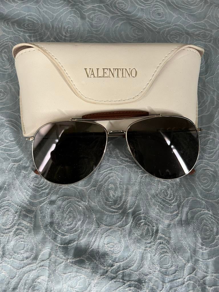 Lunettes de soleil Valentino authentique, Comme neuf, Lunettes