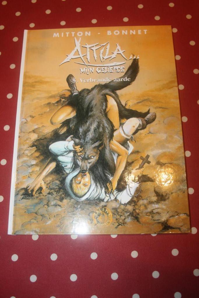 Attila                   hc, Eén stripboek, Ophalen of Verzenden, Zo goed als nieuw, Mitton- Bonnet