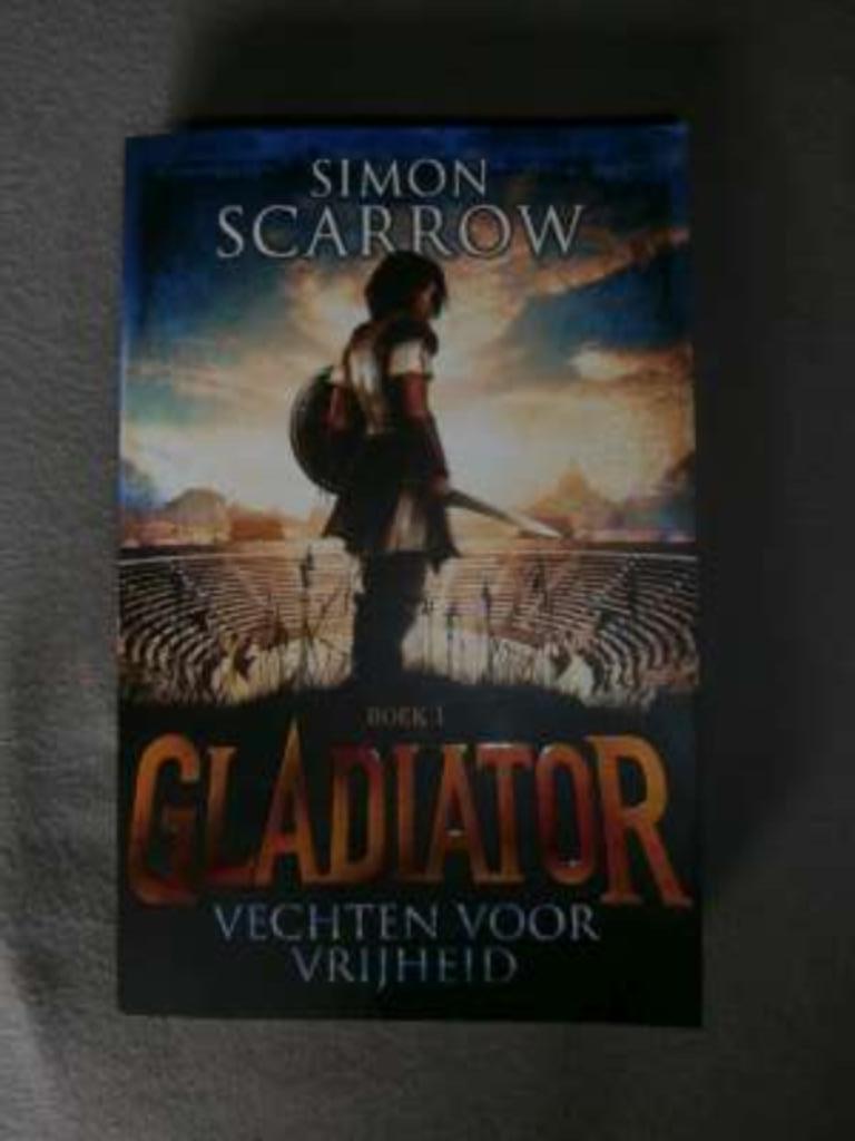 Gladiator -Boek 1 - Vechten voor vrijheid, Fictie, Simon Scarrow, Ophalen, Gelezen