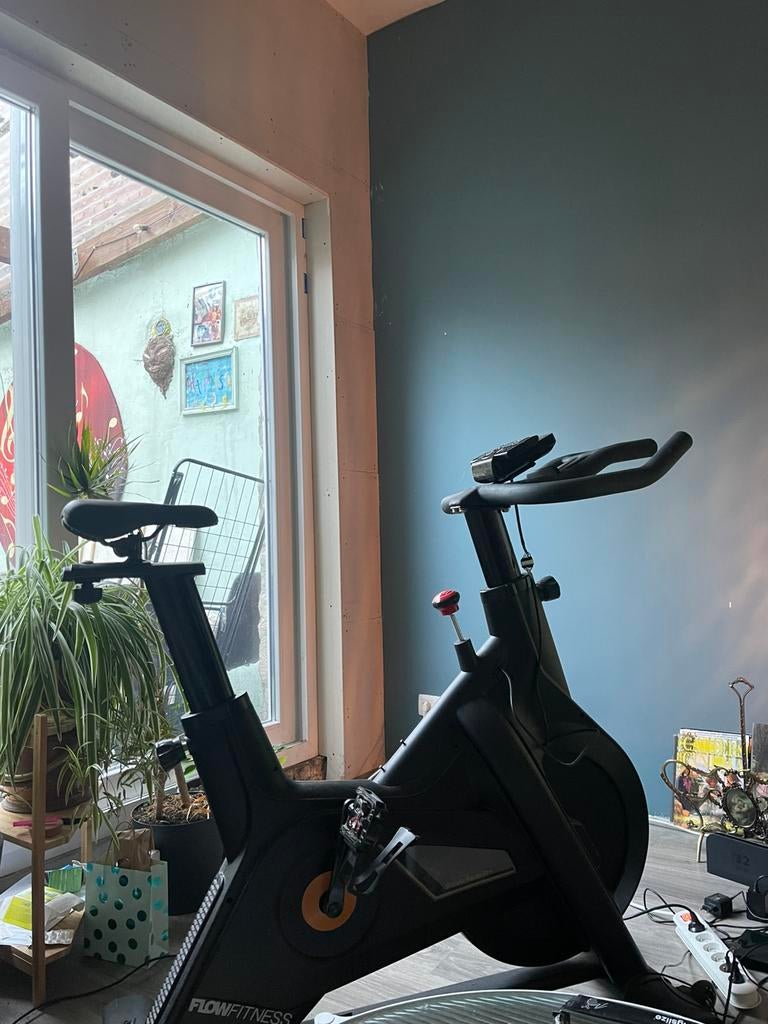 Indoor hometrainer Flow Fitness Stelvio Racer Pro i, Ophalen, Gebruikt, Benen, Hometrainer