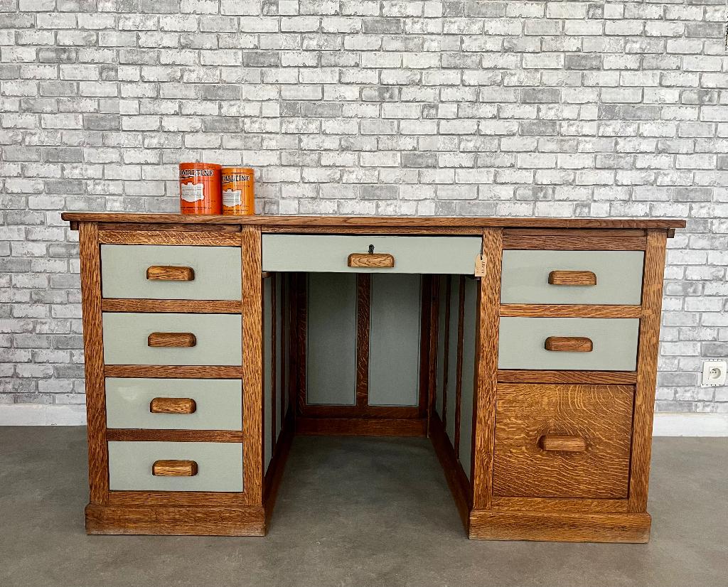 Bureau de notaire, Enlèvement, Comme neuf
