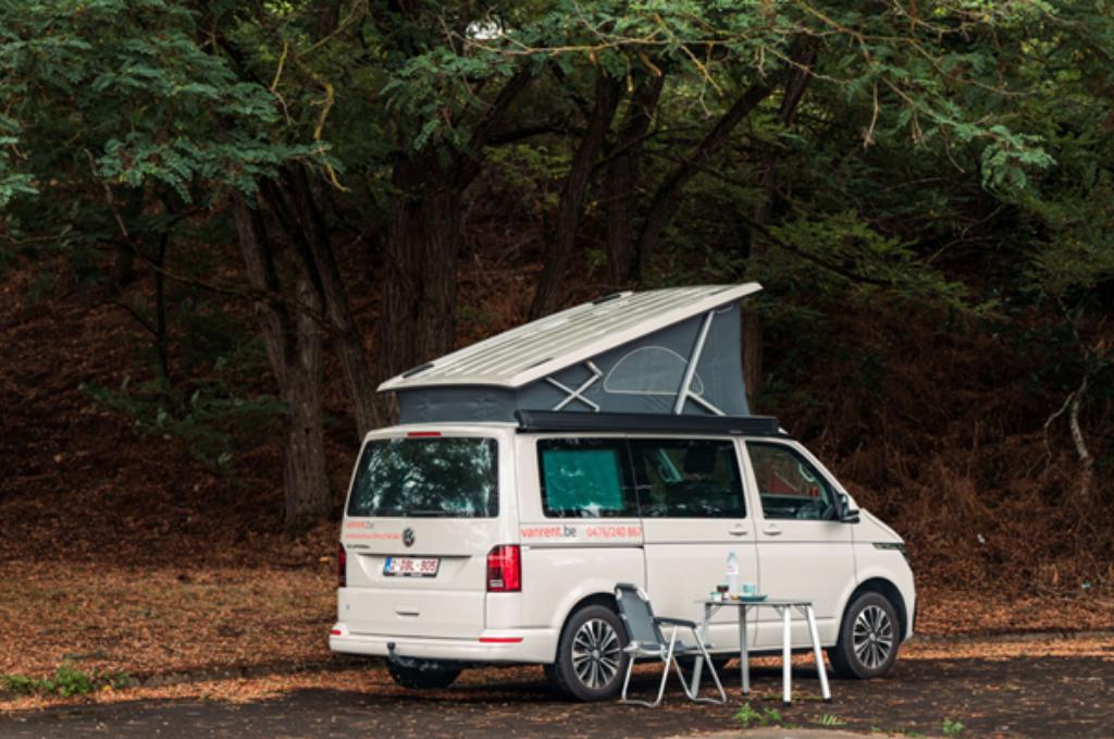 VW California Ocean T6.1 2.0 tdi DSG campervan te huur., Jusqu'à 4, Entreprise, Volkswagen, Diesel
