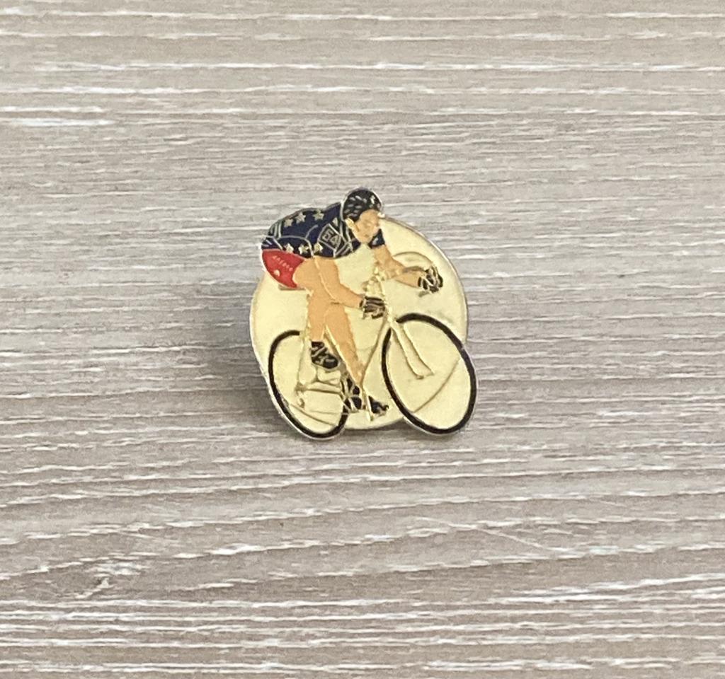 PIN - WIELRENNEN - COURSE A VELO, Envoi, Utilisé, Sport, Insigne ou Pin's