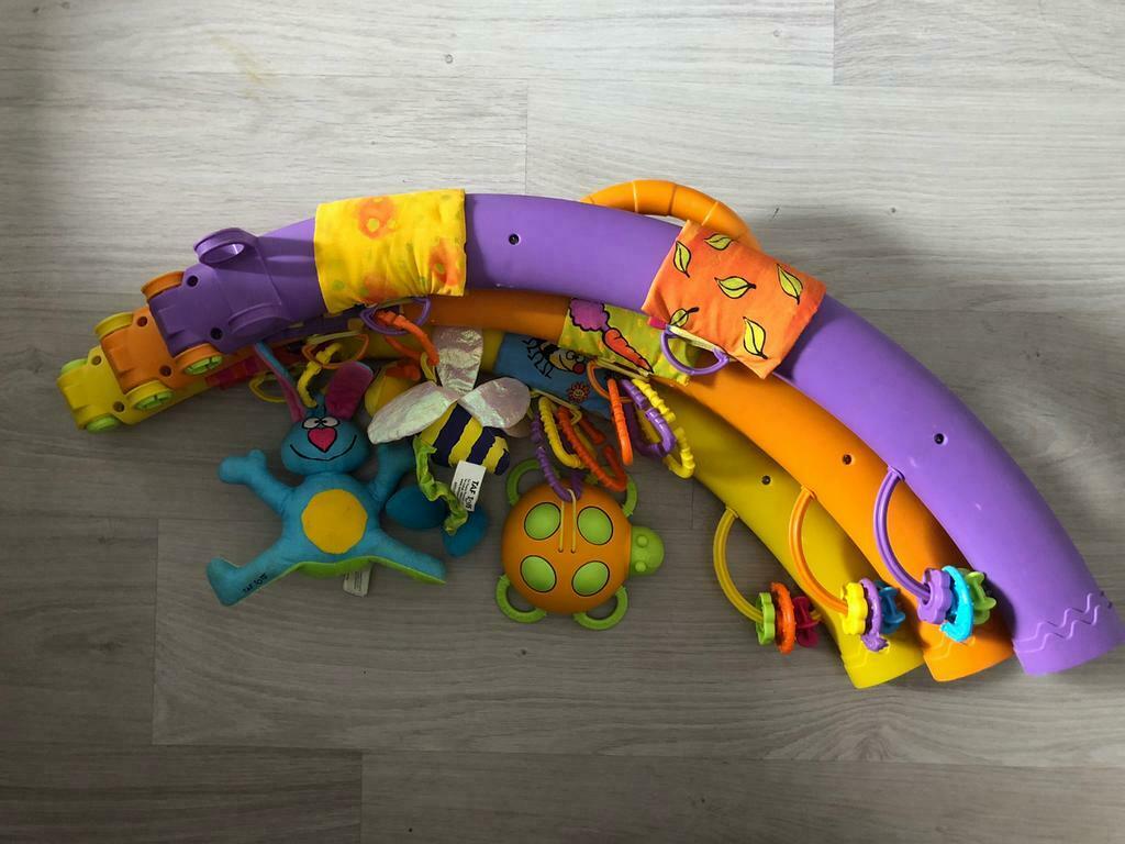 Toffe kleurrijke Baby gym/speelboog met leuke figuurtjes, Ophalen of Verzenden, Zo goed als nieuw, Babygym, Met geluid
