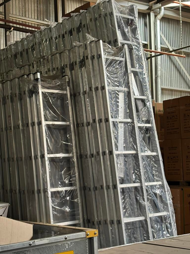 UltraToolz en 3 parties, 11/12/14, marches, 3 tailles !, Neuf, Pliable ou rétractable/escamotable, Échelle, Enlèvement