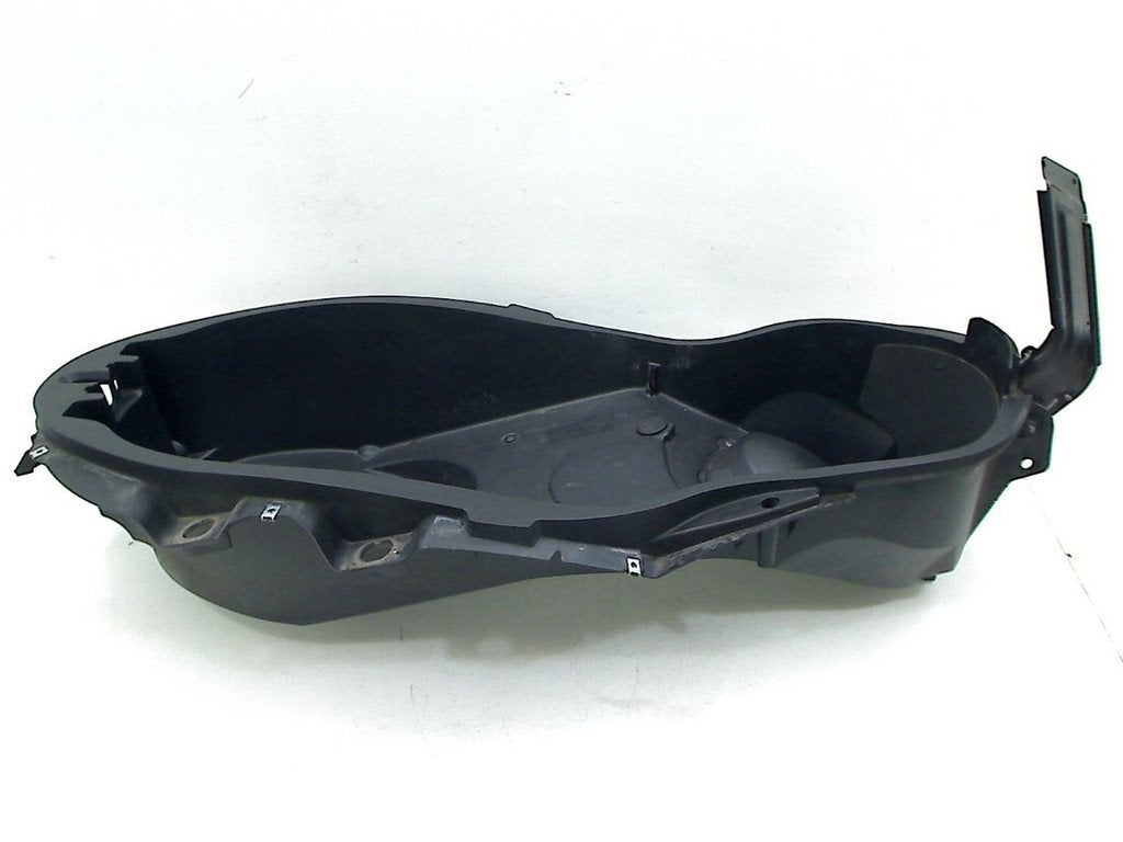 HELMBAK Yamaha YP 250 R X-MAX 2010-2013 (YP250R 1C0), Dhr. S. di Majo, Gebruikt, Info@cama-motorparts.nl, P.J. Troelstraweg 8 8
3144 CX  MAASSLUIS, NL