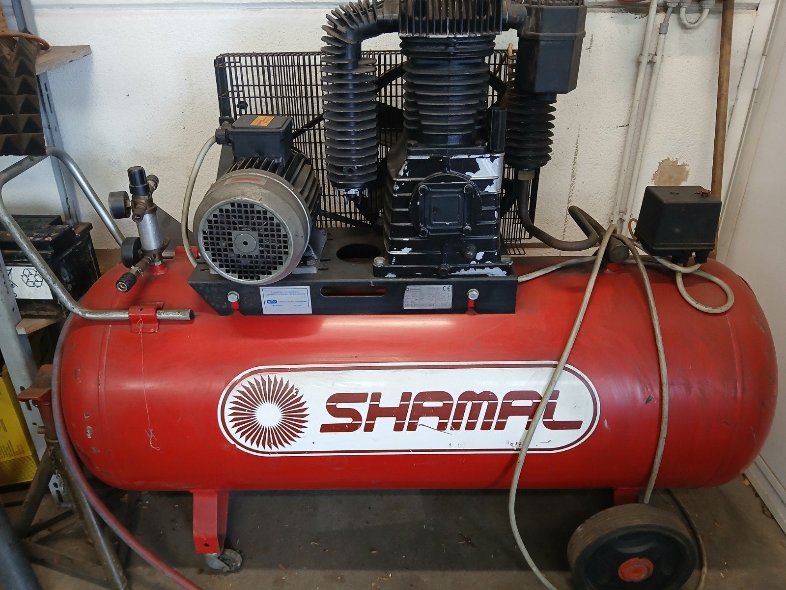 Shamal compressor 300l, Doe-het-zelf en Bouw, Ophalen