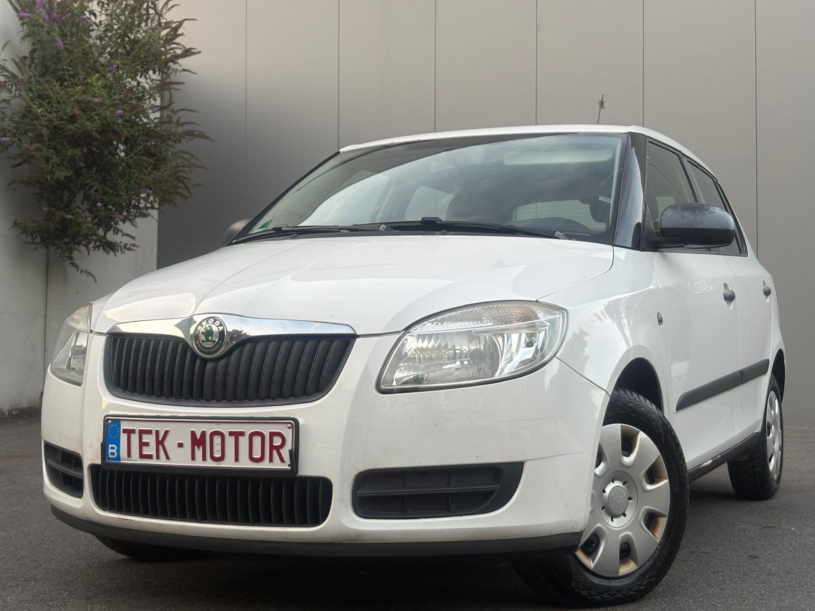 SKODA FABIA 1.2 BENZINE, GEKUERD, AIRCO, LEZOK, TOP STAAT!, Autos, Euro 5, Achat, Entreprise, Garantie prolongée