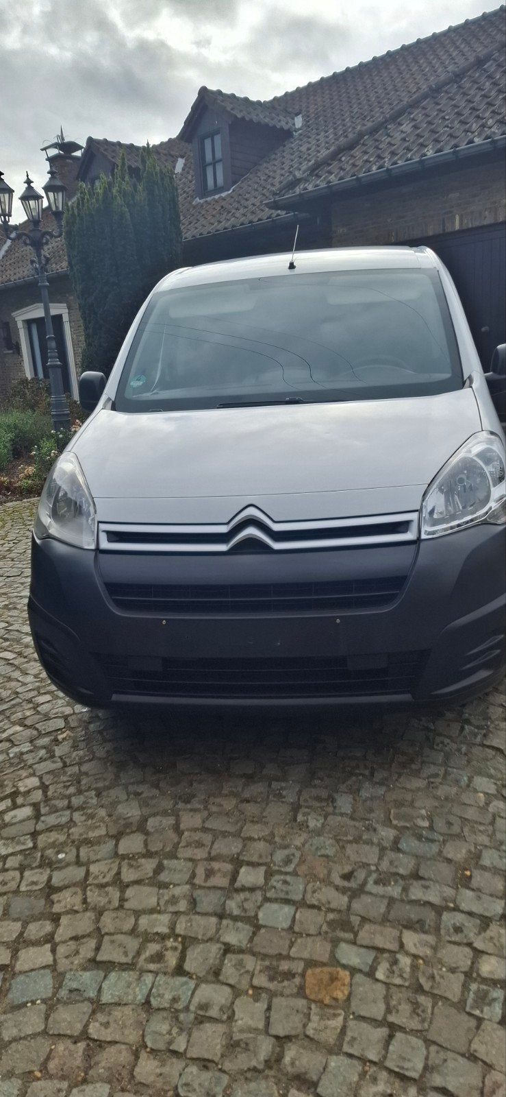 ✅️️CITROEN BERLINGO 3-ZITTER EURO 6 100PK✅️ ️, Auto's, Dealer onderhouden, Stof, Euro 6, Citroën