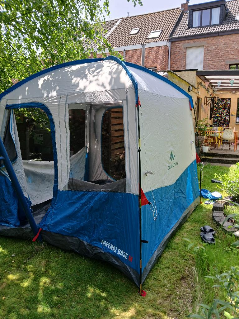 Tent Arpenaz Base M, Caravans en Kamperen, Tenten, Ophalen, Zo goed als nieuw