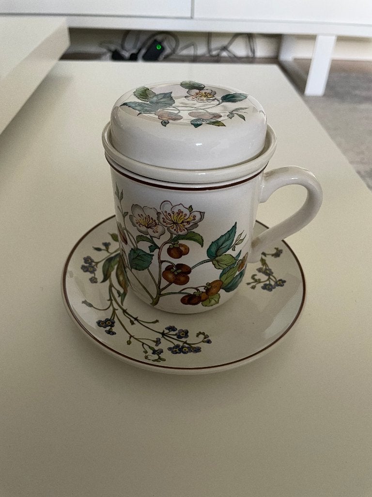 Villeroy & Boch, Botanica thee kop, schotel, filter, Antiek en Kunst, Antiek | Keramiek en Aardewerk, Ophalen of Verzenden