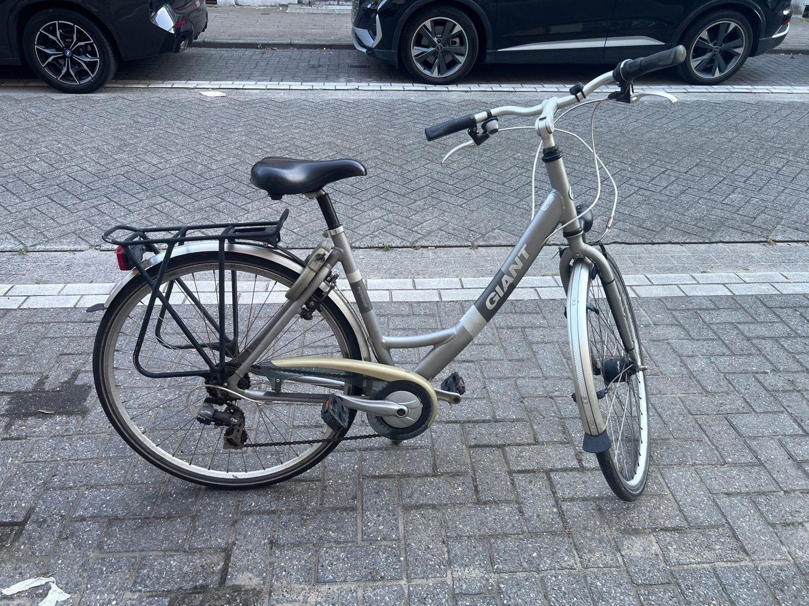 Giant fiets, Fietsen en Brommers, Fietsen | Dames | Damesfietsen, Ophalen, Gebruikt, Velgrem, Versnellingen