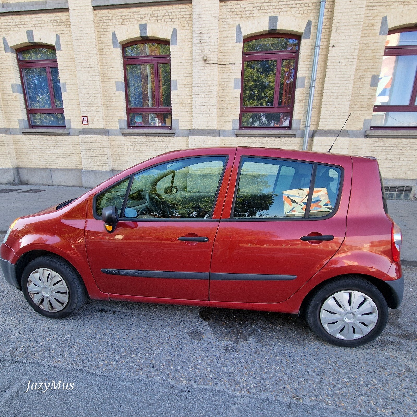 Renault MODUS 1.4 (avec  Document Rose), Autos, Achat, Boîte manuelle, 5 portes, Particulier