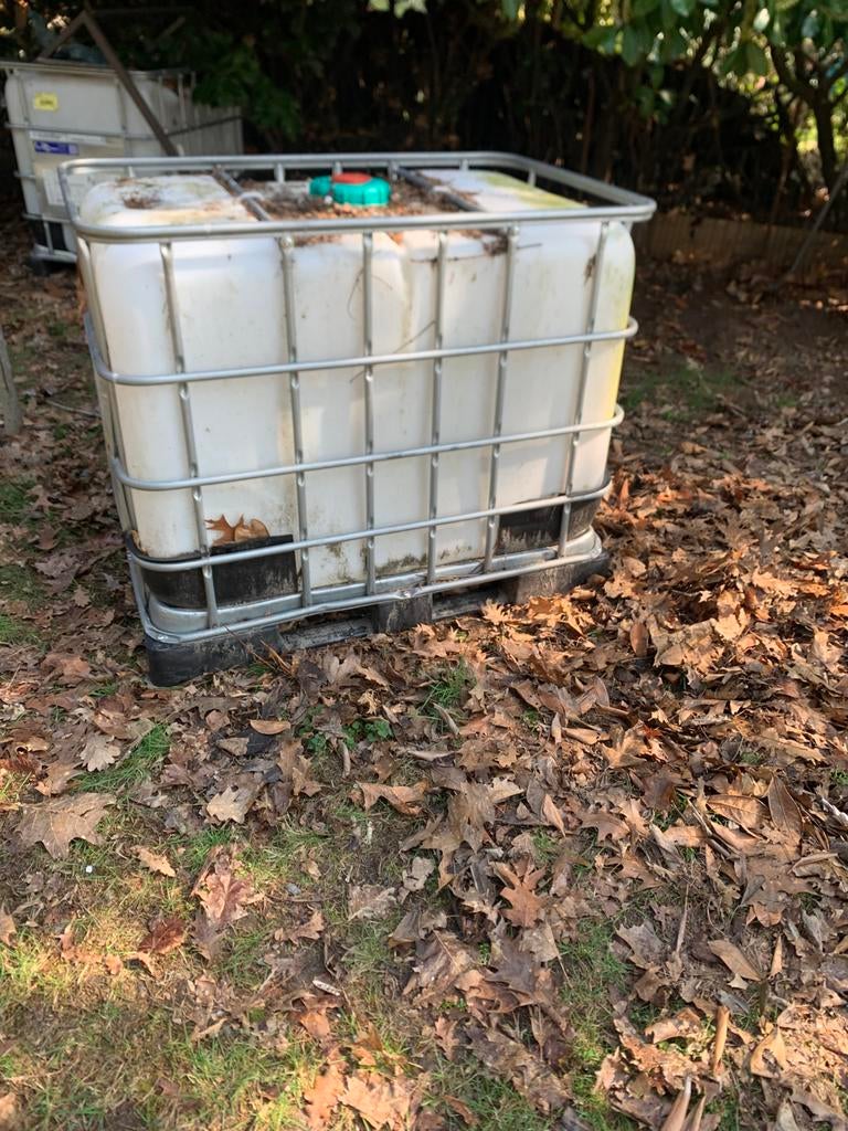 Ibc ton van 600 l met kraan onder, Tuin en Terras, Ophalen of Verzenden, Zo goed als nieuw