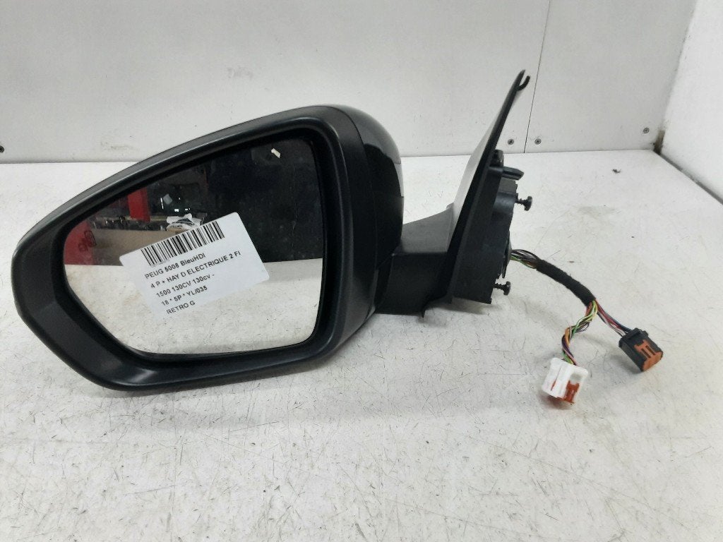 SPIEGEL LINKS Peugeot 5008 II (M4 / MC / MJ / MR), Gebruikt, Mevr. I. Hauben, Rue de l'Espoir 34 34
4030  GRIVEGNÉE, BE, Info@Collignon.be