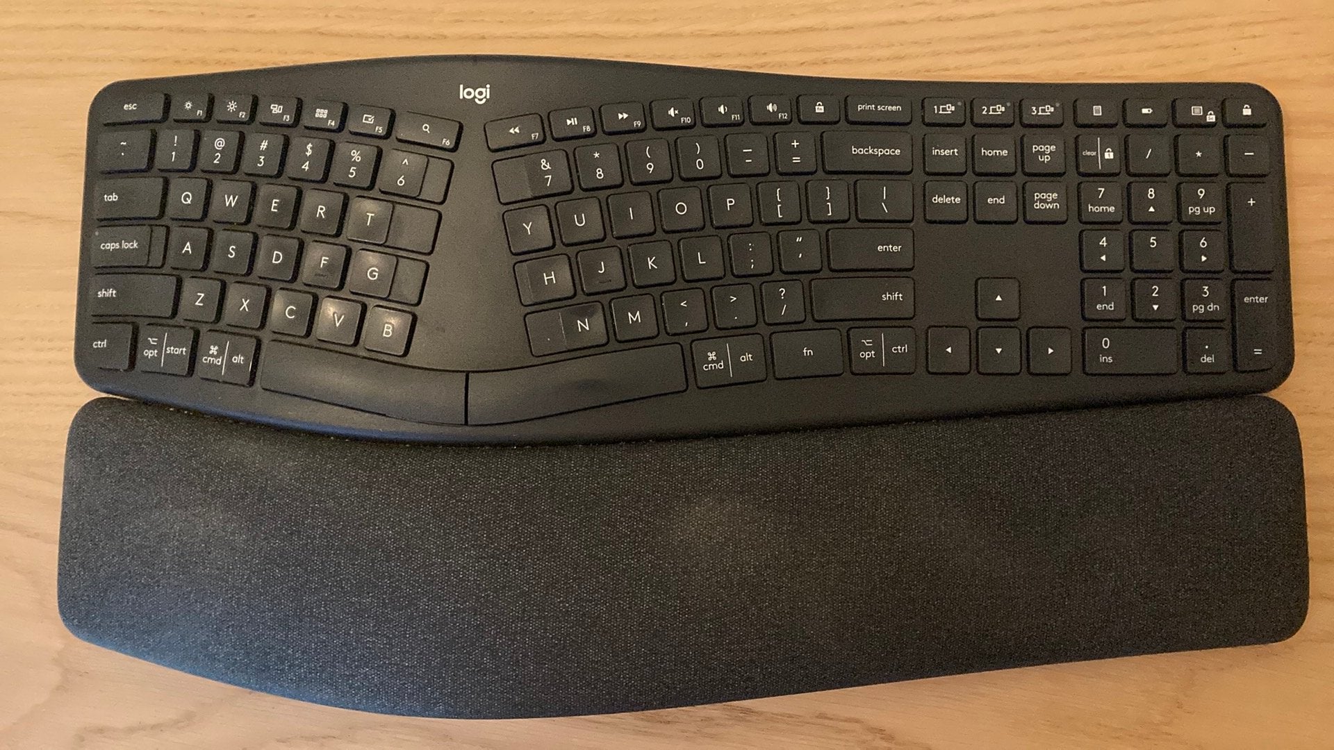 Logitech Ergo K860 qwerty keyboard wireless, Logitech, Touches multimédia, Comme neuf, Enlèvement