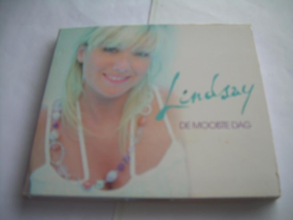 CD - LINDSAY - DE MOOISTE DAG, CD & DVD, CD | Néerlandophone, Enlèvement ou Envoi, Comme neuf, Chanson réaliste ou Smartlap