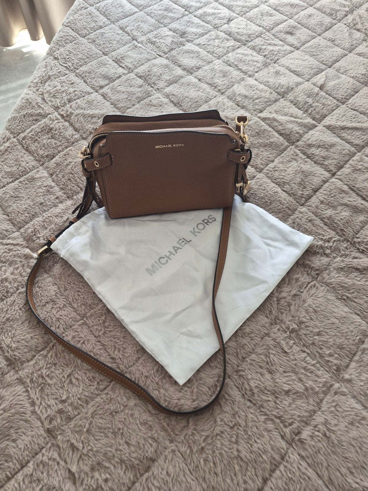Micheal Kors, Handtassen en Accessoires, Tassen | Damestassen, Ophalen of Verzenden, Zo goed als nieuw, Bruin, Handtas