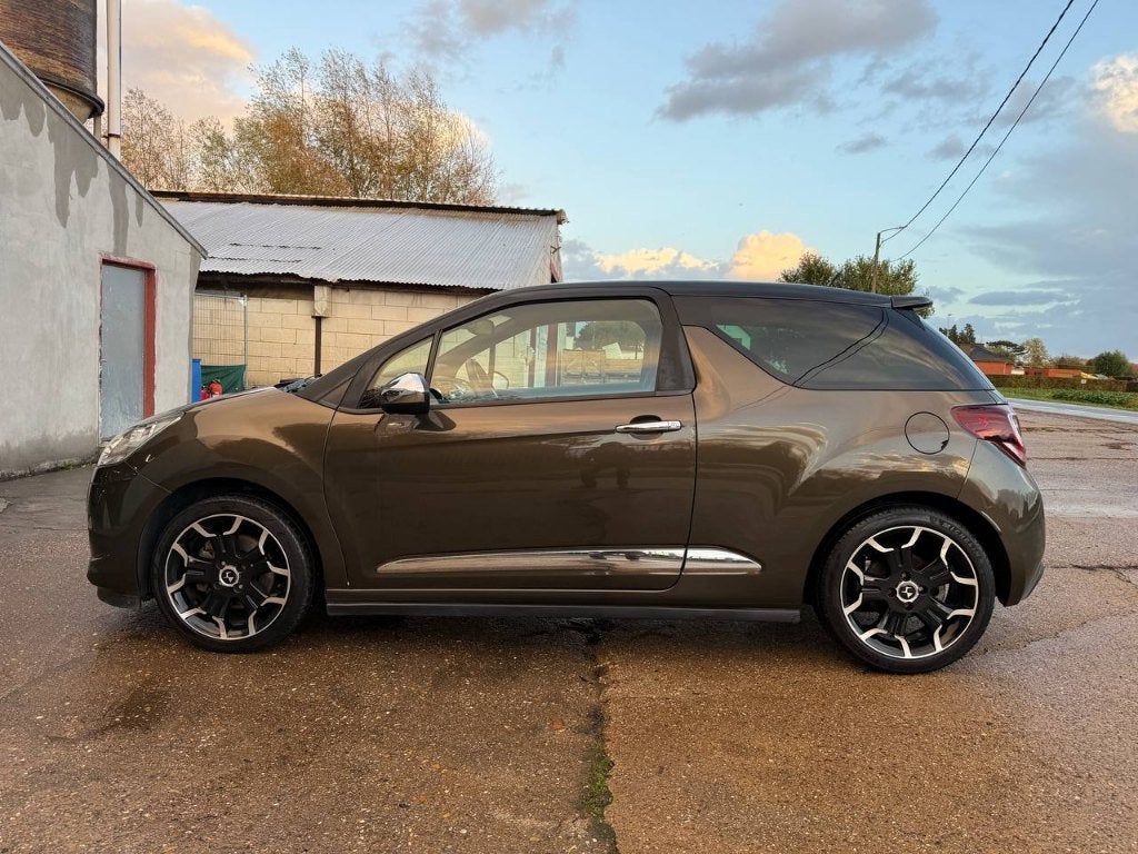 DS 3 Sport 1.6 benzine, 156pk Keuring., Auto's, Voorwielaandrijving, https://public.car-pass.be/vhr/de8628b1-66a5-4df5-a41c-46164aee0391
