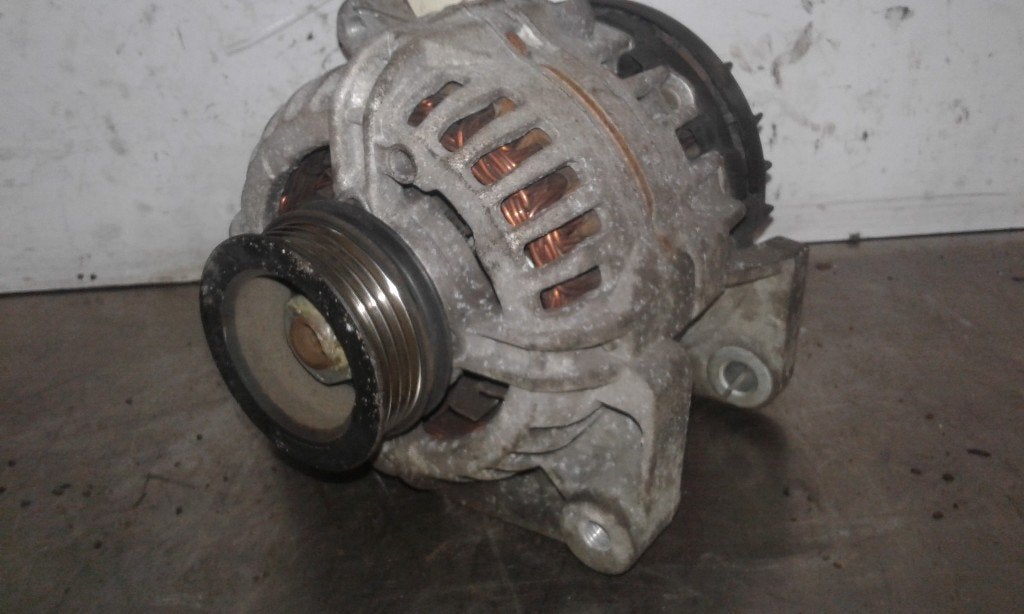 ALTERNATEUR Renault Twingo II (CN) (01-2007/09-2014), Robert Bosch AG, Renault, Utilisé, Robert-Bosch-Allee 1
74232  Abstatt, DE