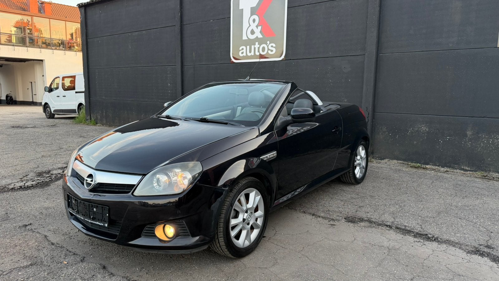 Opel Tigra 1.4i Cabriolet, Auto's, Opel, Cabriolet, Bedrijf, Handgeschakeld, Tigra
