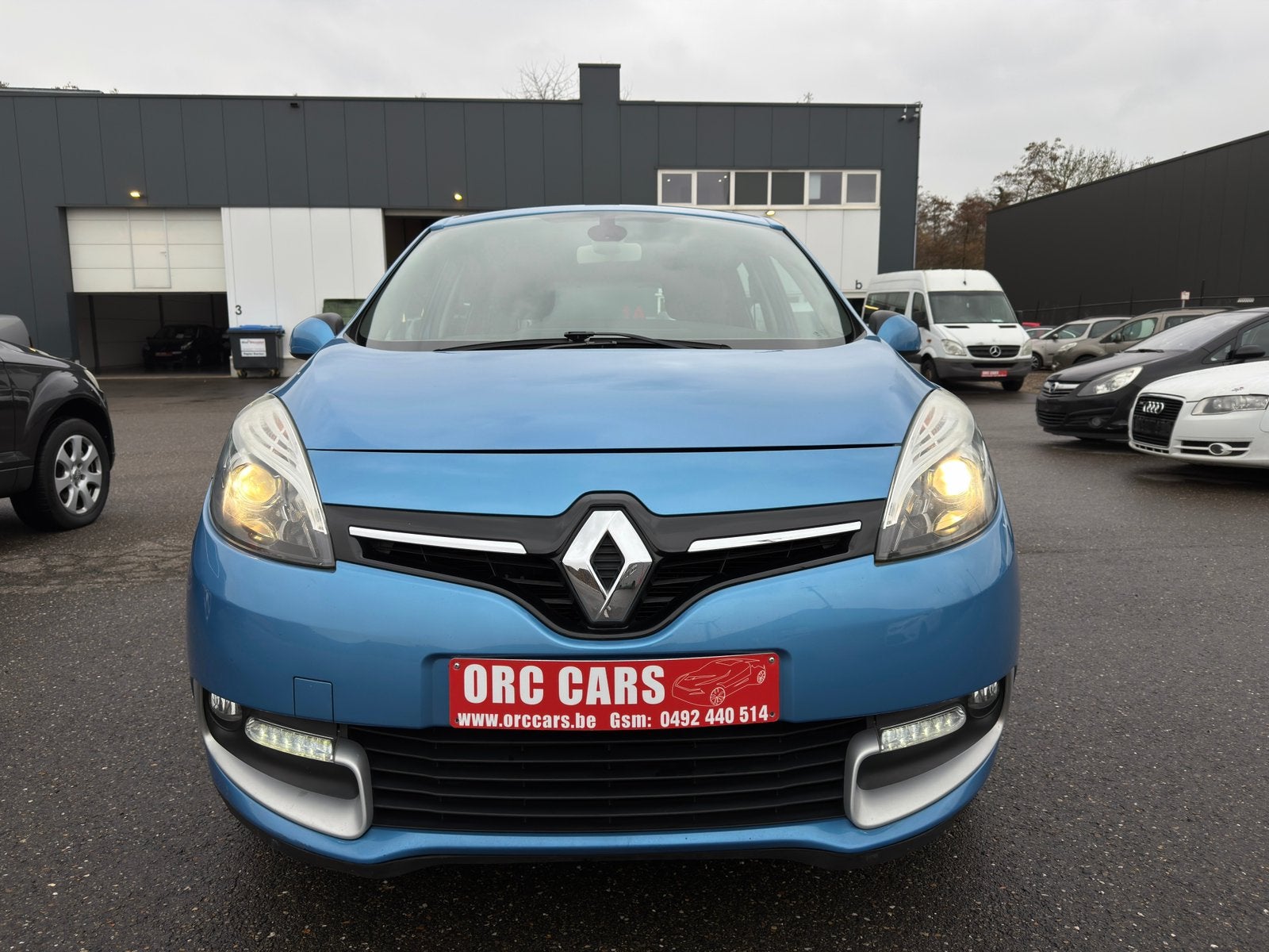 Renault Grand Scenic 1.6 i benzine Export!!!!, Monovolume, 174 g/km, 4 cilinders, Blauw