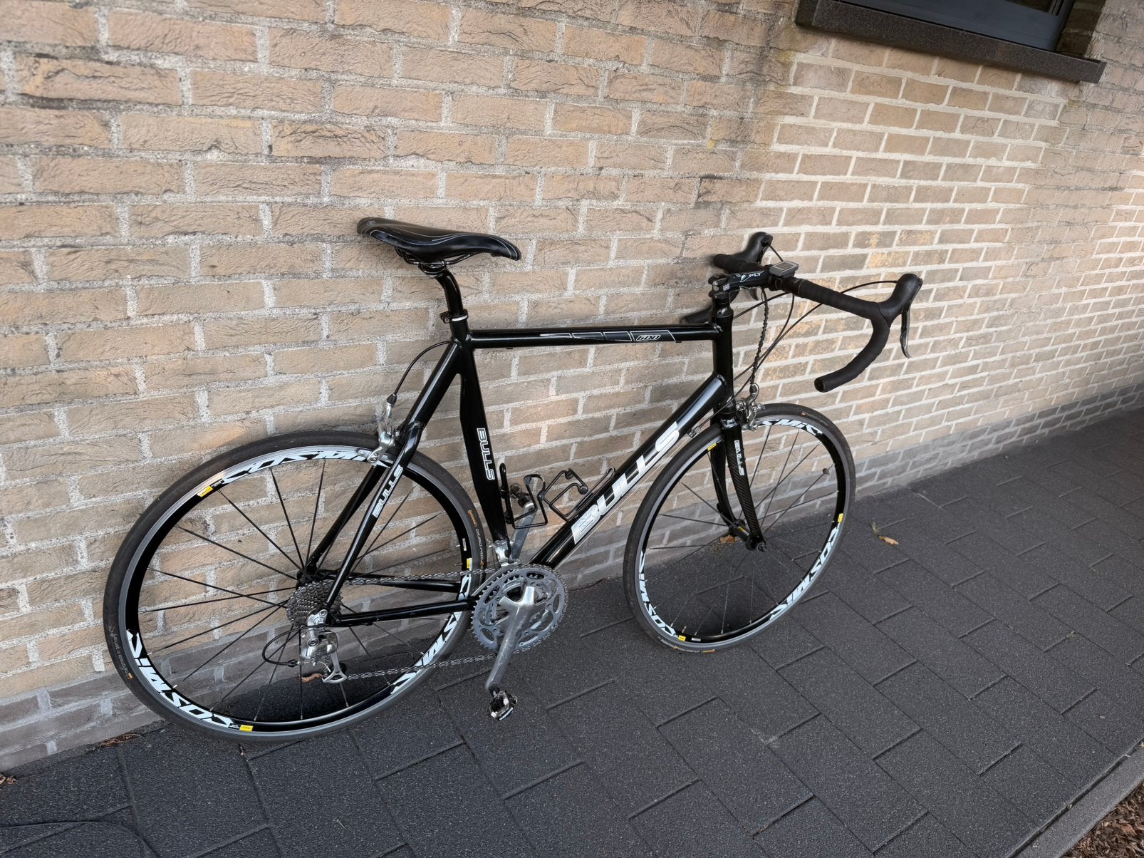 Koersfiets Bulls 600, Fietsen en Brommers, Ophalen, Zo goed als nieuw