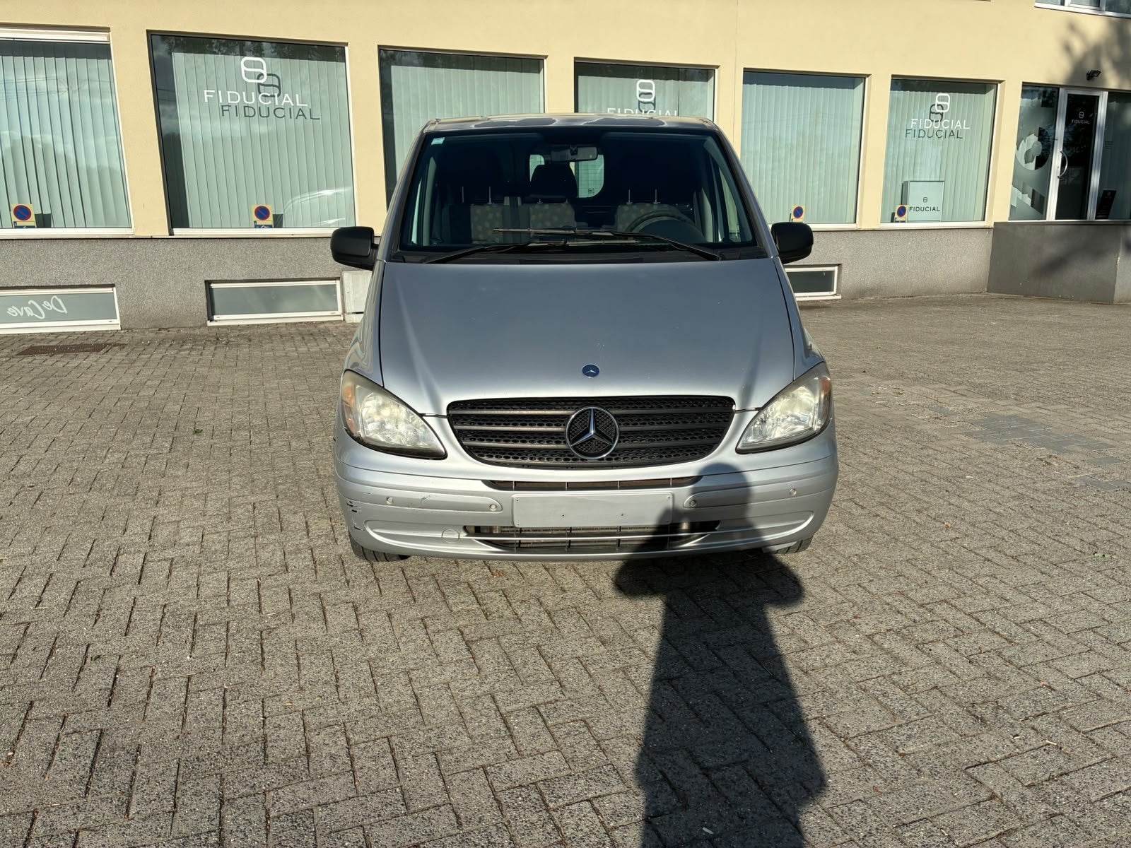 Mercedes vito 2010 230000km appelle-moi plus info 0485244294, Autos, Entreprise, Achat, Vito