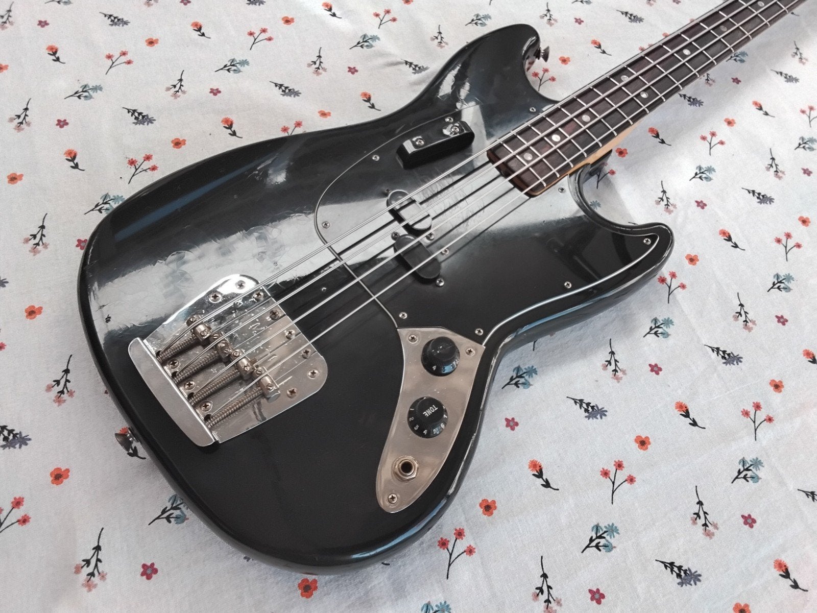 Fender Mustang Bass Verenigde Staten 1977, Ophalen