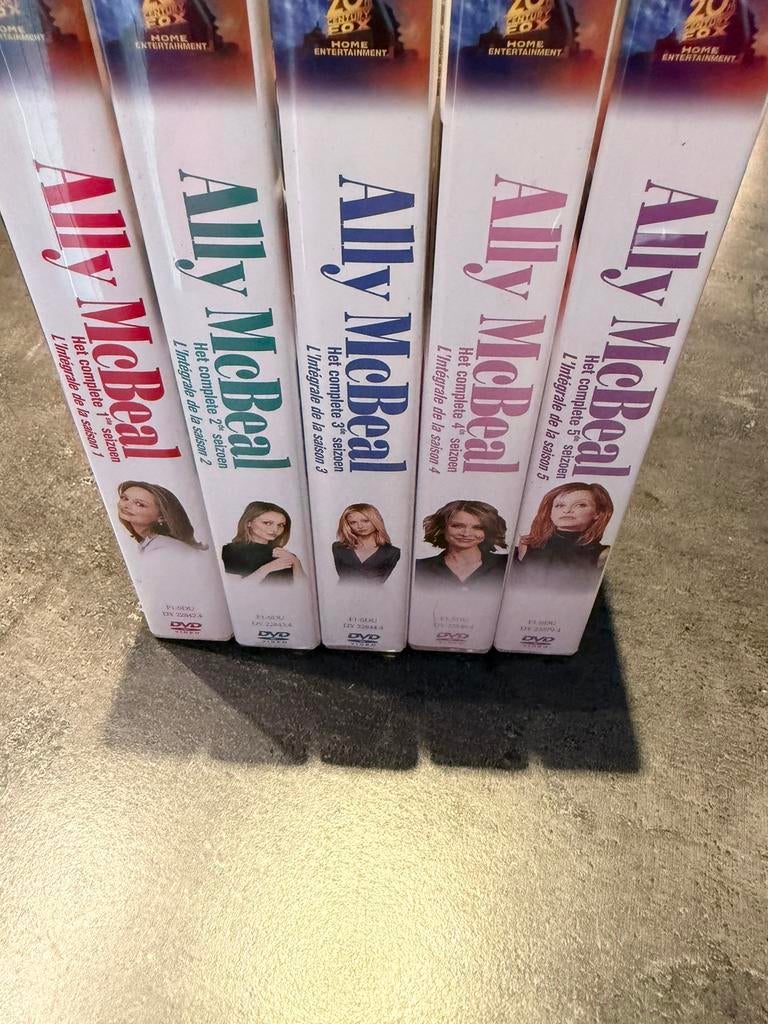 Ally McBeal, Cd's en Dvd's, Ophalen, Zo goed als nieuw
