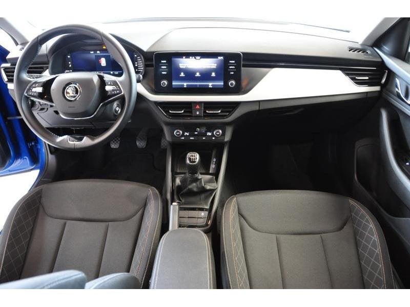 Skoda Kamiq Led/Gps by App/Camera/Cruise, 4 deurs, Blauw, Bedrijf, Handgeschakeld