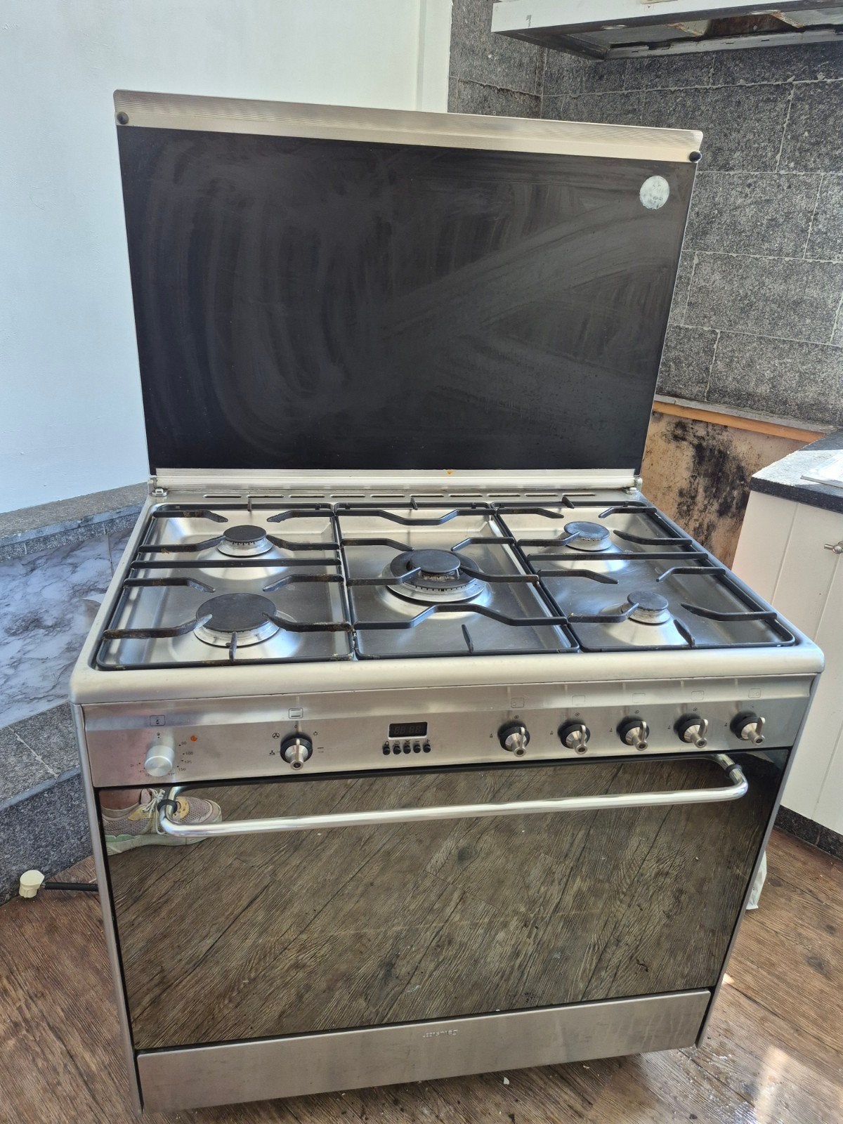 Gasfornuis SMEG 5 bekkens, Elektronische apparatuur, Fornuizen, Ophalen