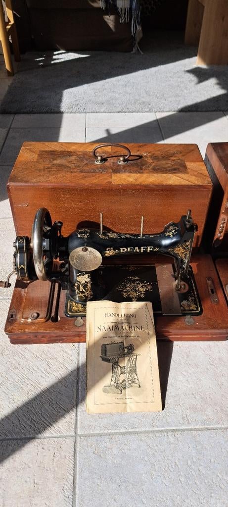 Antieke Pfaff Naaimachine - Model K, Ophalen