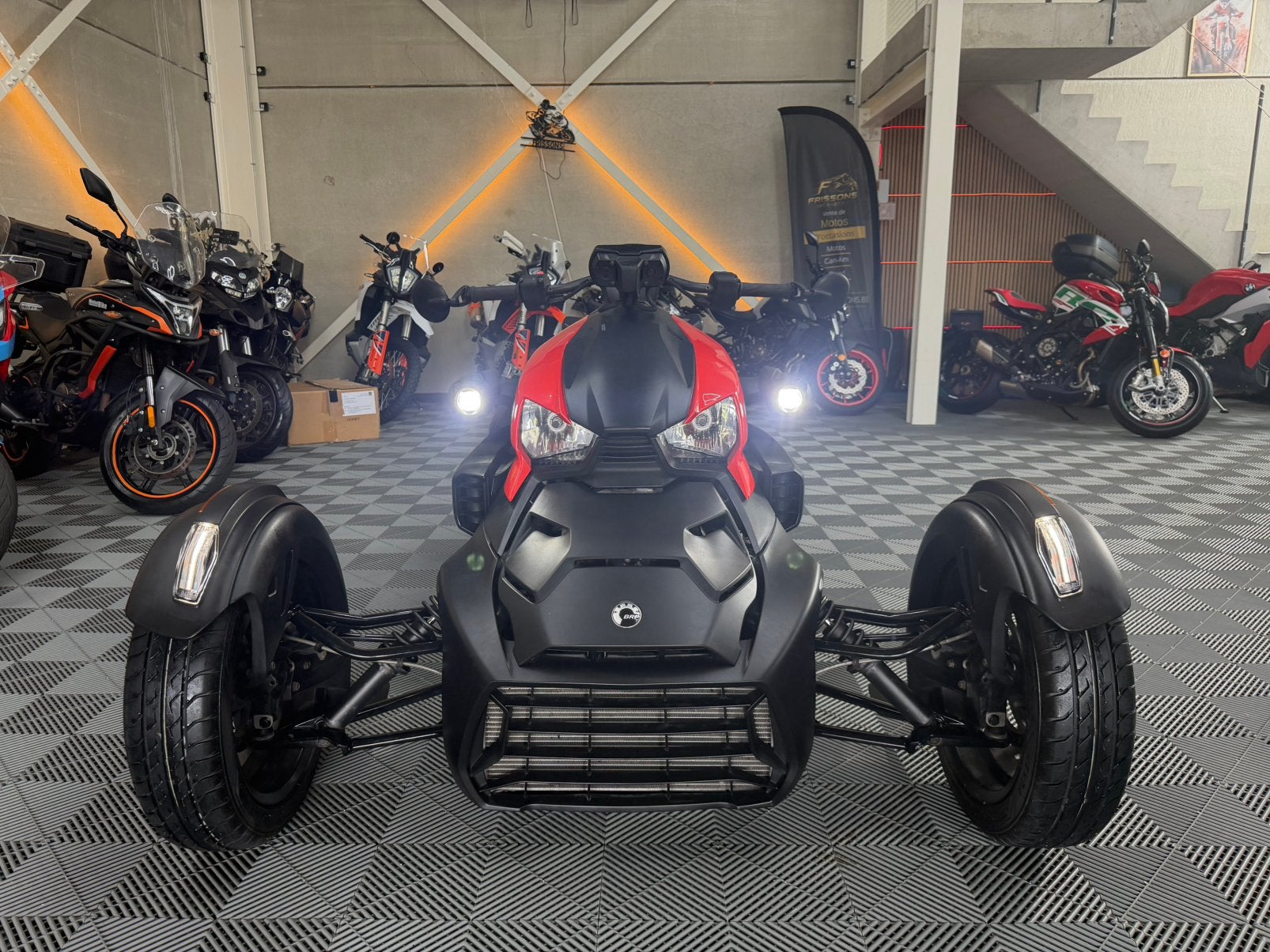 CAN AM RYKER 900 SPORT * GARANTIE * 2020 * 7.500 km * CT ok, Meer dan 35 kW, 900 cc, 3 cilinders