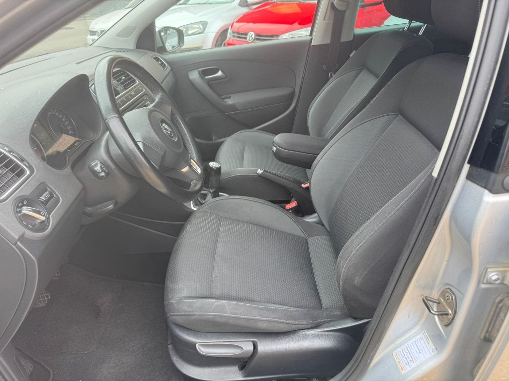 VW POLO // 1.2 ESSENCE/ 122000KM / CARNET//GARANTIE, Autos, Volkswagen, Achat, Entreprise, Entretenue par le concessionnaire, 5 portes