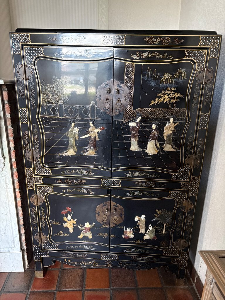 Chinese kast zwart met versieringen, Antiquités & Art, Enlèvement